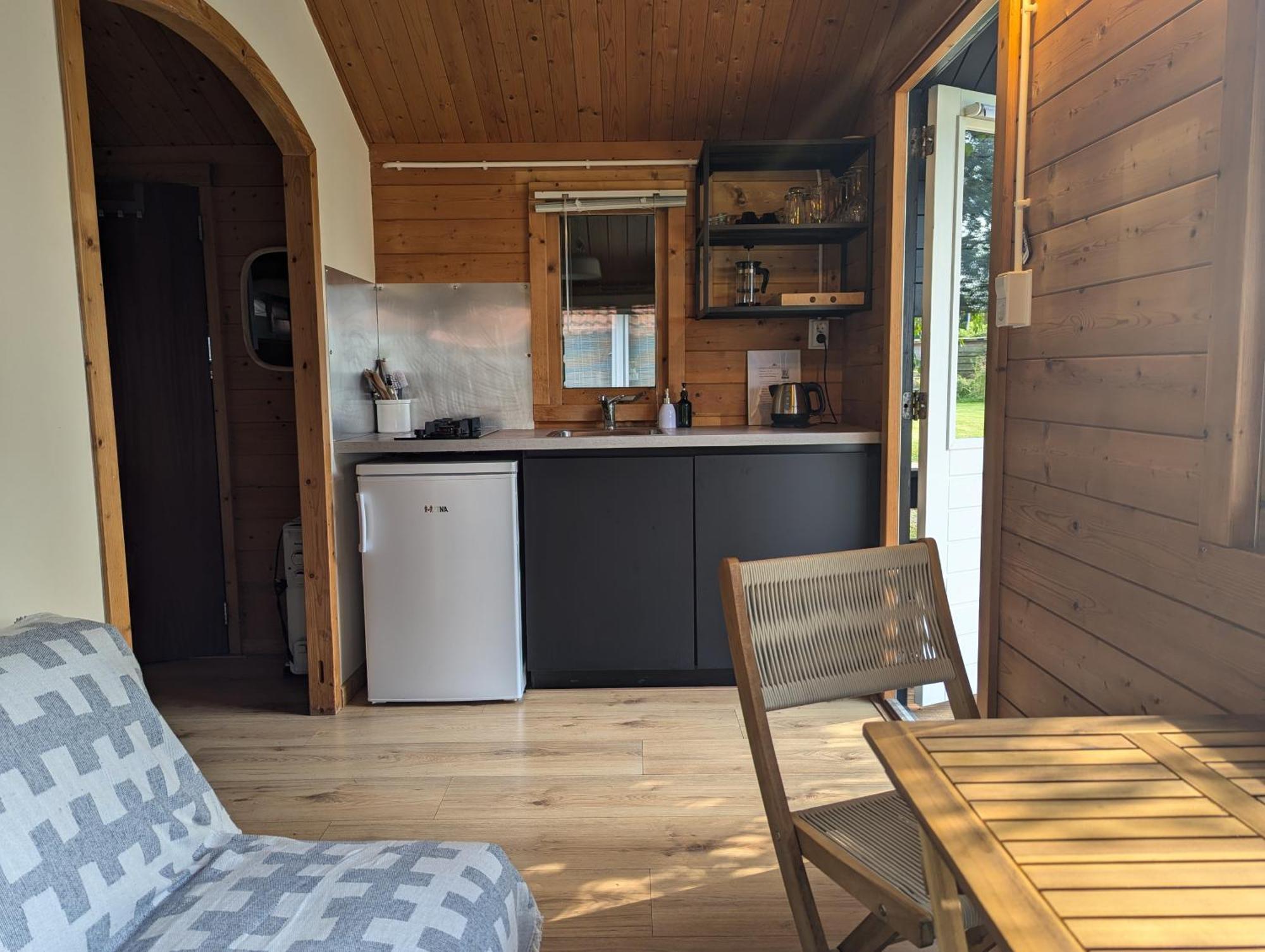 The Bee - Trekkershuts & Apartment Opperdoes 외부 사진